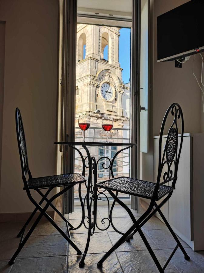 마르티나프란카 Il Plebiscito Luxury Loft Fronte Basilica 아파트 외부 사진